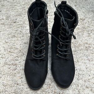 2.5 inch boots